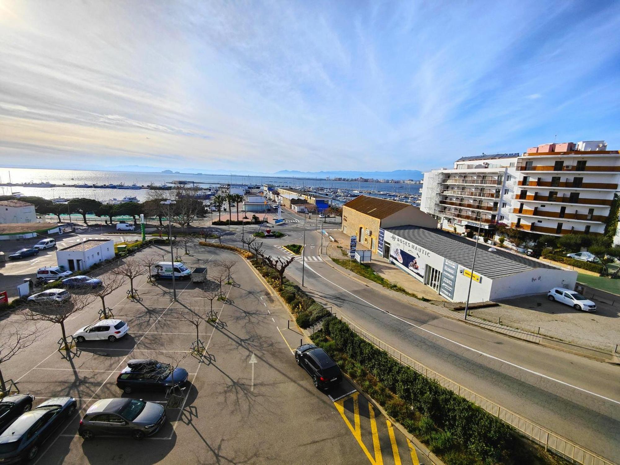Ferienwohnung 2166 Rocmar 1 4-C, Excelente Situacion Frente Al Puerto Pesquero Y Con Vista A La Bahia. Gran Terraza. Gran Parking Publico Delante. - Es-258-30 Roses Exterior foto